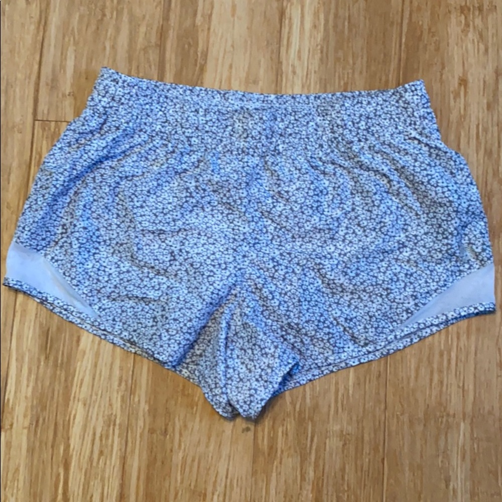 Athletic Daisy shorts
